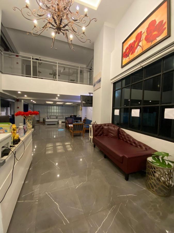 43 Home Bangkok Luaran gambar