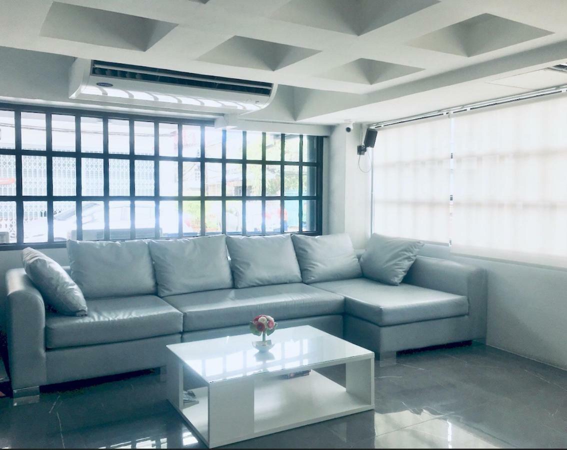 43 Home Bangkok Luaran gambar